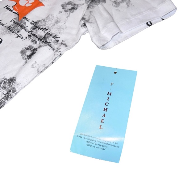 Clemson University Sequin Women’s Tee Size Medium NWT - Picture 3 of 5